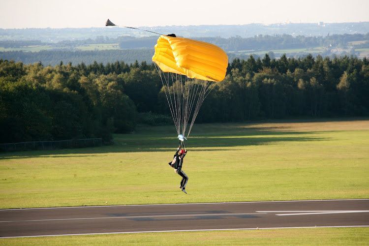 Centre de parachutisme Skydive Spa