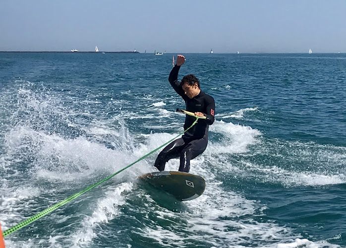 TOPKITE : kitesurf / wingfoil / efoil / wake / paddle
