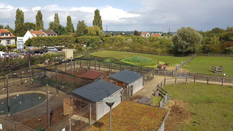 Ferme Pédagogique - Serres Municipales