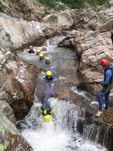 ANTIPODES Sport Nature accrobranche via ferrata canyoning saut à l'élastique