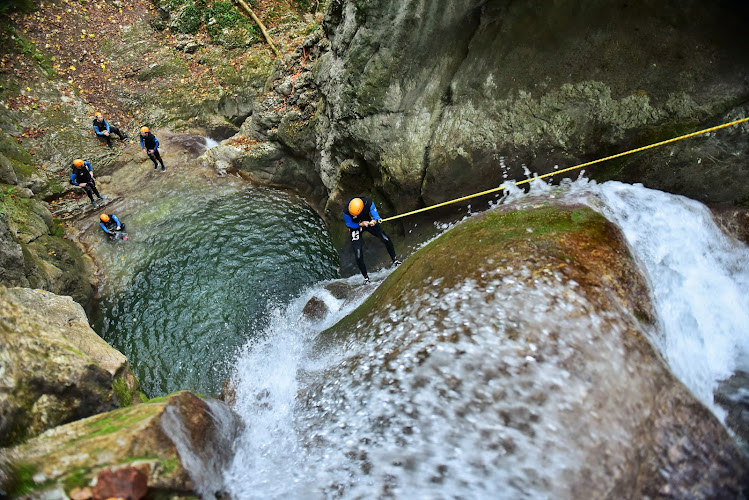 Canyon'in - Canyoning Via Ferrata Escalade