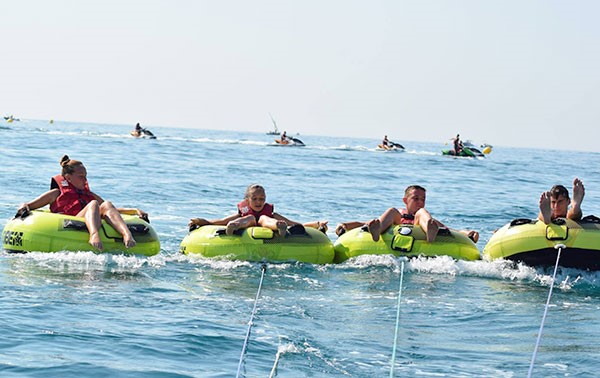 Base nautique de la plage du Martinez