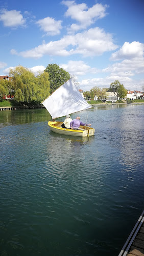 Club Nautique De Nogent