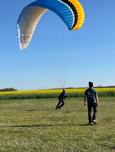 les copains d'éole / club paramoteur