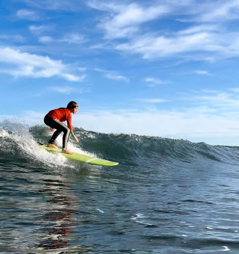 Artha Surf Club
