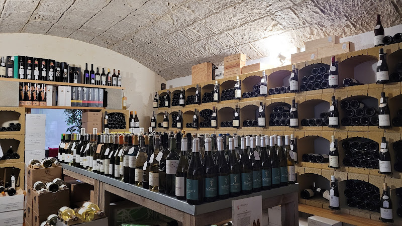 Cave du Château Et L'Espace d'un Verre
