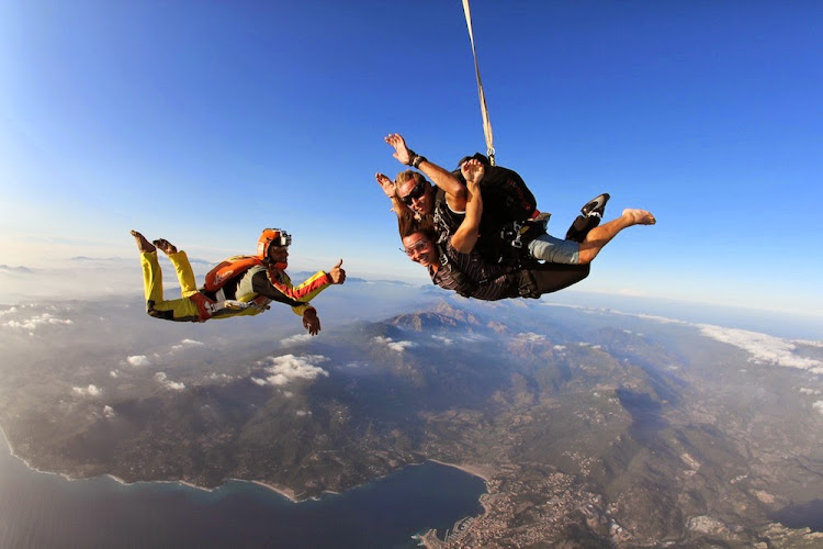 École de Parachutisme du Valinco - Scola di Paracadutismu di u Valincu
