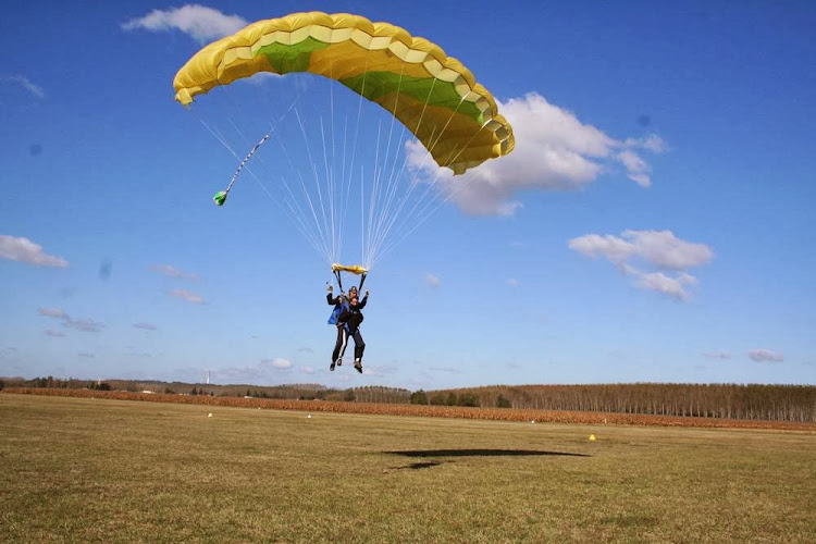 PARACHUTISME BORDEAUX