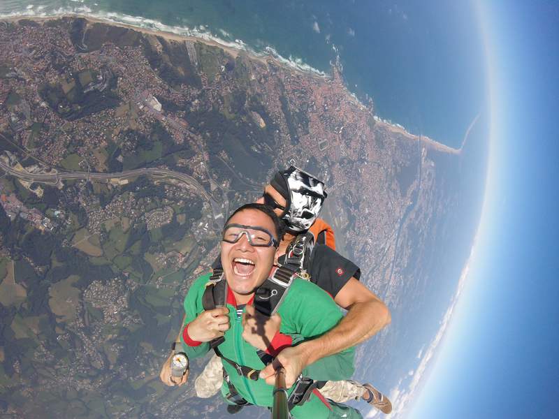 Air Evasion Biarritz Parachutisme