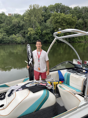 Cahors Ski Nautique | Bouée tractée | Base nautique | Lot