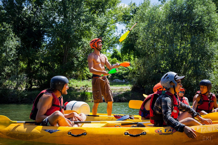 Roc'N River- Canoë, Canyoning, Via ferrata, Rando Rappel, Paddle, Escalade.