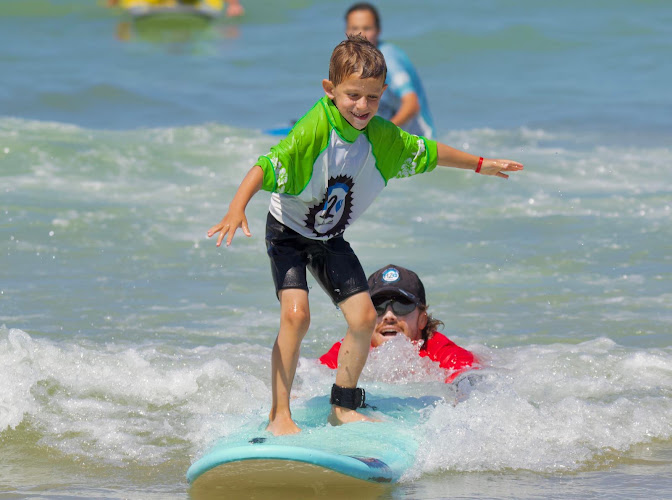 Ecole de surf H2O - Bidart Uhabia - Cours pour Tous, Expérience Unique sur Plage Uhabia