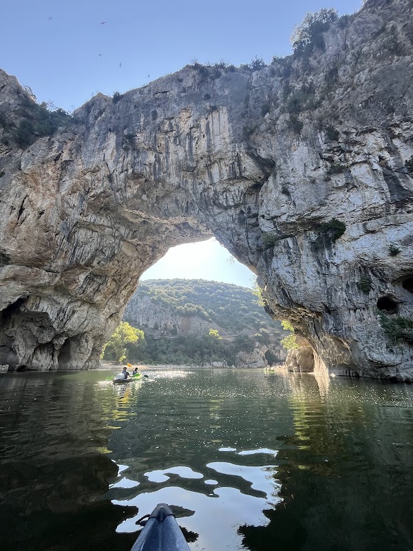 Canoës du Pont d'arc