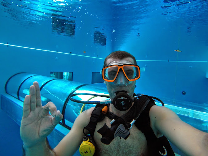 Aqua Dive
