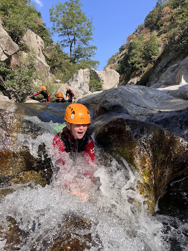 Canyoning - Ardeche Canyon Aventure