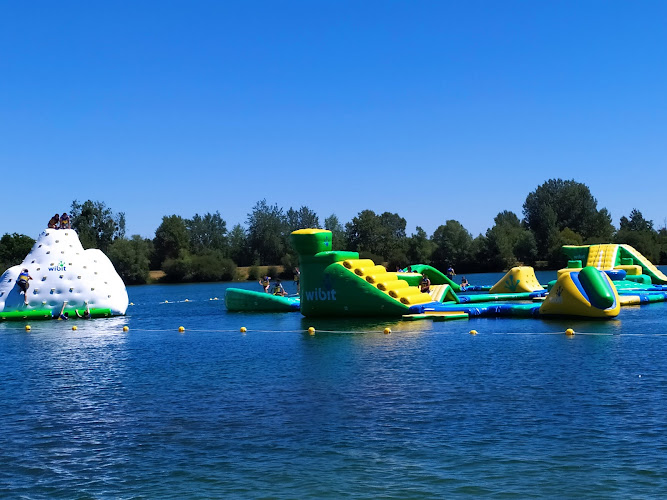 Lac d'Hommes - Aquapark & Guinguette