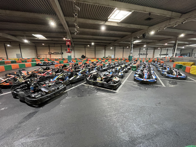AEROKART - Karting, Chute Libre Indoor, Escape Game. Particuliers - Entreprises - Evènements