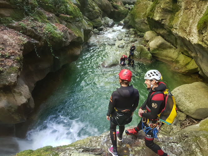 In Canyon We Trust - Canyoning Grenoble