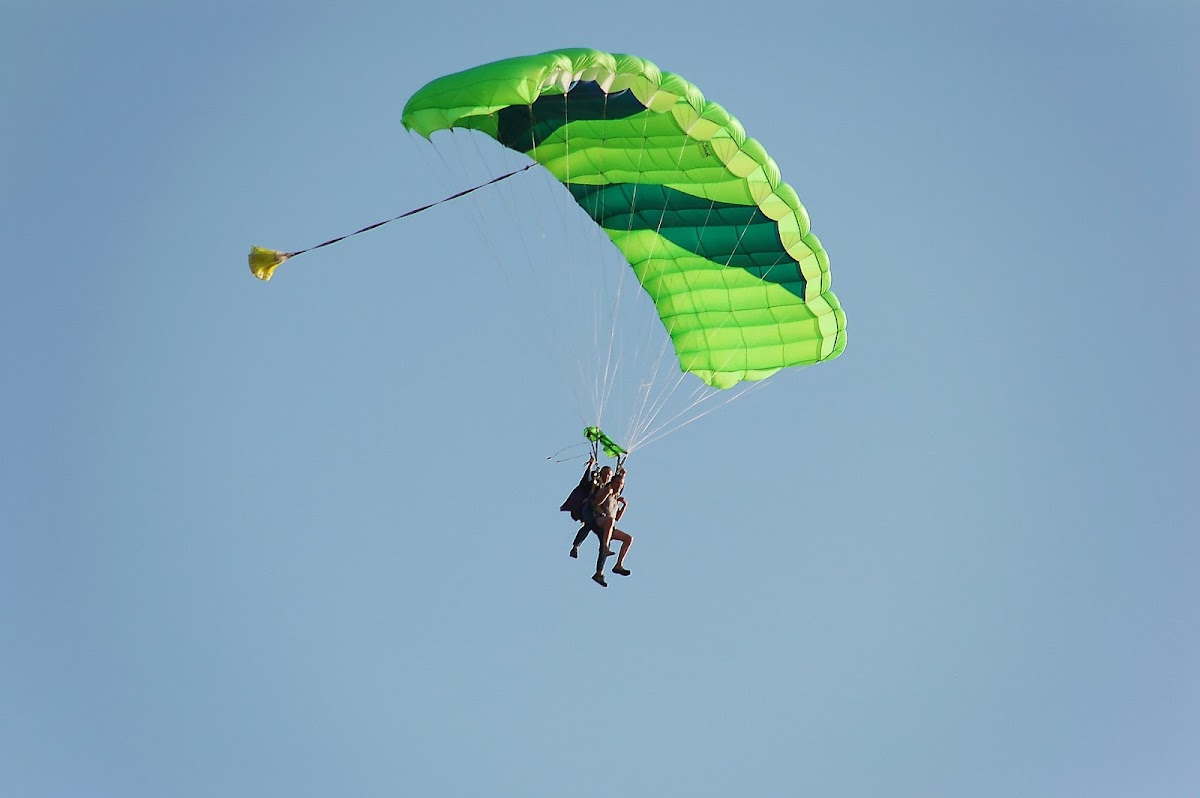 École de Parachutisme du Valinco - Scola di Paracadutismu di u Valincu