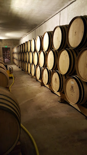 Cave de Tain