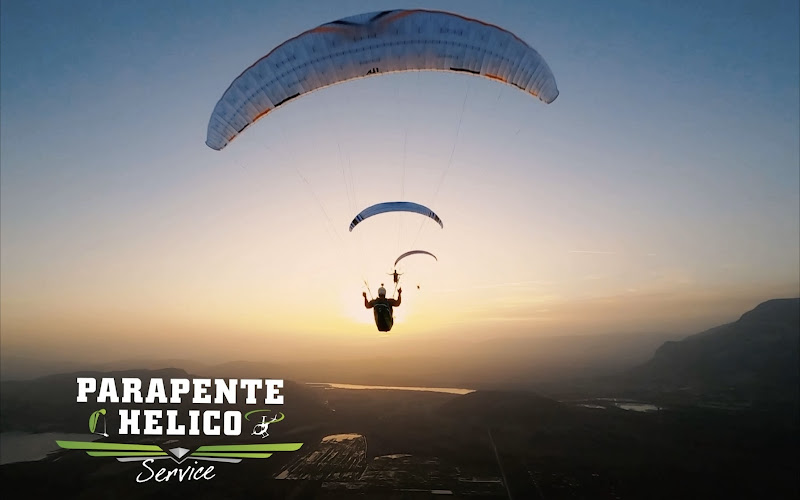 Parapente Helico Service - Décollage école de parapente - Col du Sapenay - Aix les bains