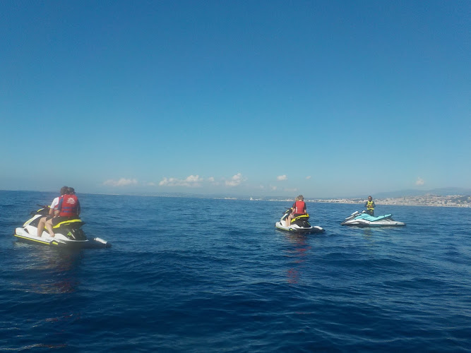 Watersports plage des marines Jet-Ski