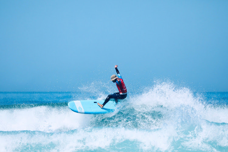 Hastea École de Surf Biarritz – Côte des Basques