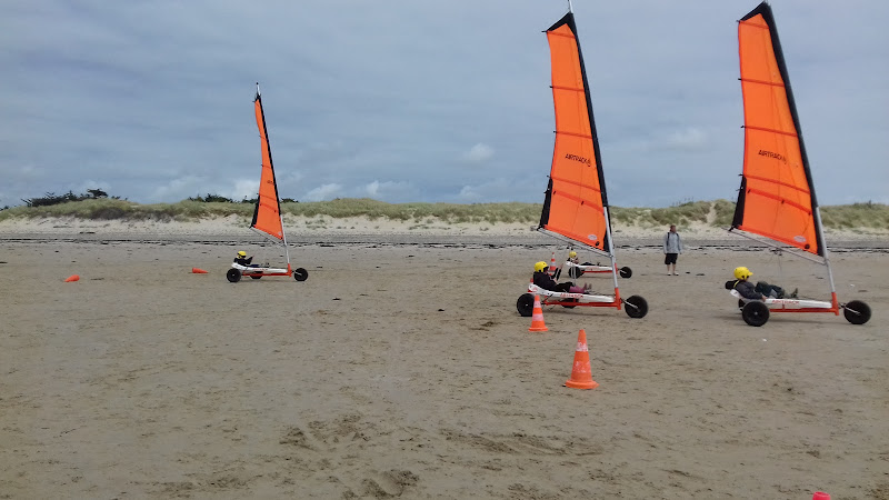 Base de Char à Voile - Paddle - Longe Côte - Kayak