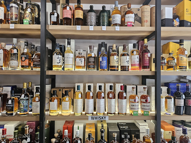 Les Distillés