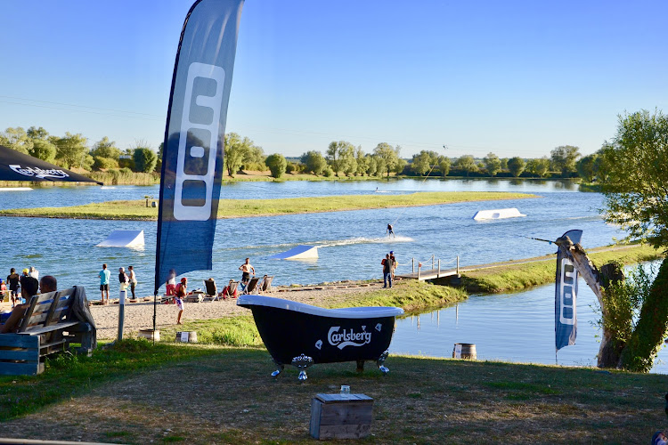 Teleski Nautique De Côte D'Or