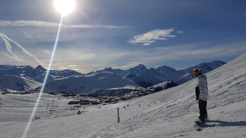 Alpe dHuez Snowboard School Air2Kite Boardercamp