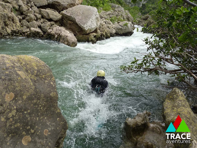 Trace Aventures - Canyoning, Hydrospeed, Bouée-Raft, Randonnée Verticale, Escalade