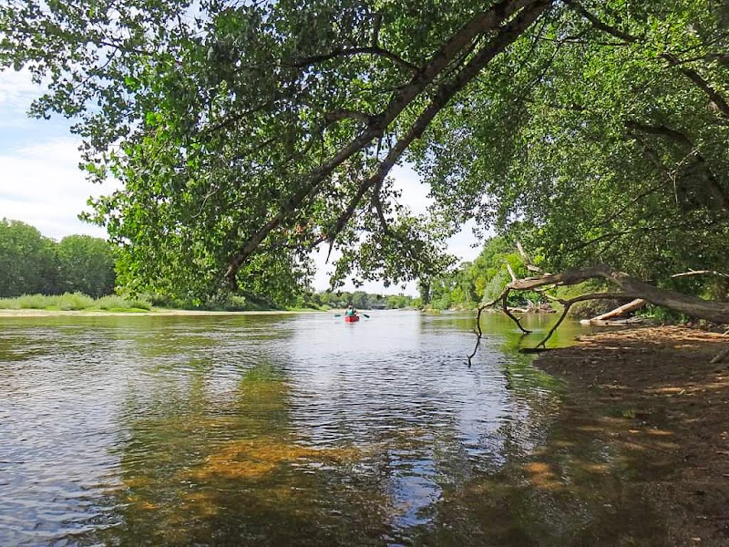 Canoe En Terre d'Allier