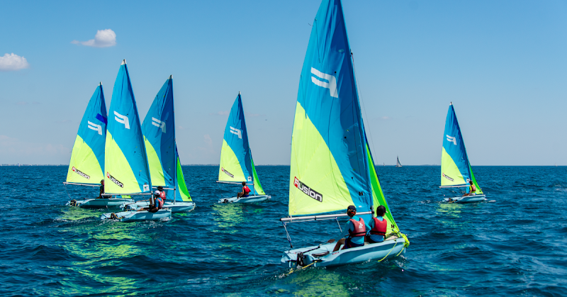 École Française de Voile - Club de voile - Yacht Club Mauguio-Carnon