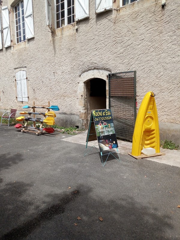 ROCHE et EAU. Cajarc Canoë-Kayak Spéléologie