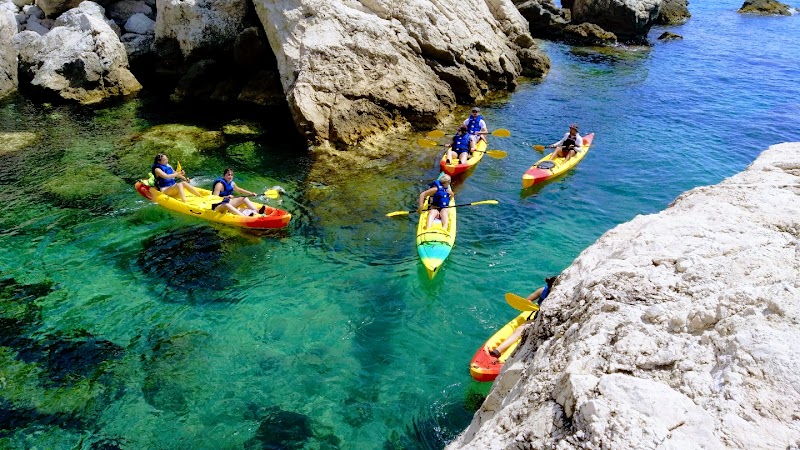 SUD KAYAK (Canoë Kayak : Excursions particuliers/asso/groupes/EVG/EVJF/entreprises) / ESTAQUE MARSEILLE