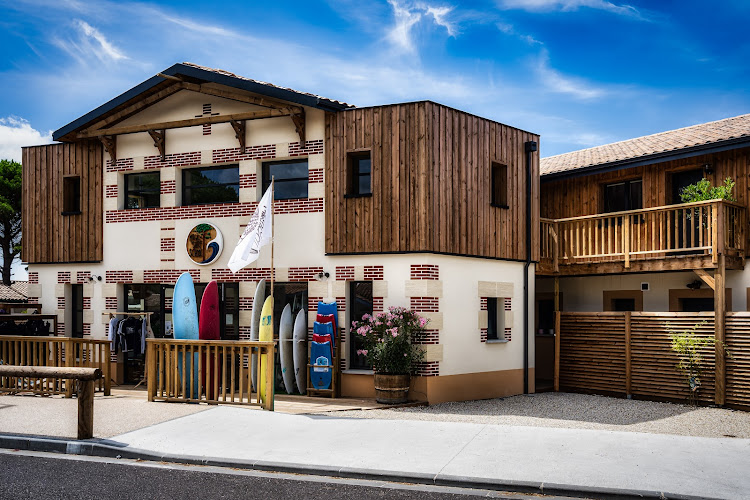 Ecole de Surf Lacanau // Magic Surf School